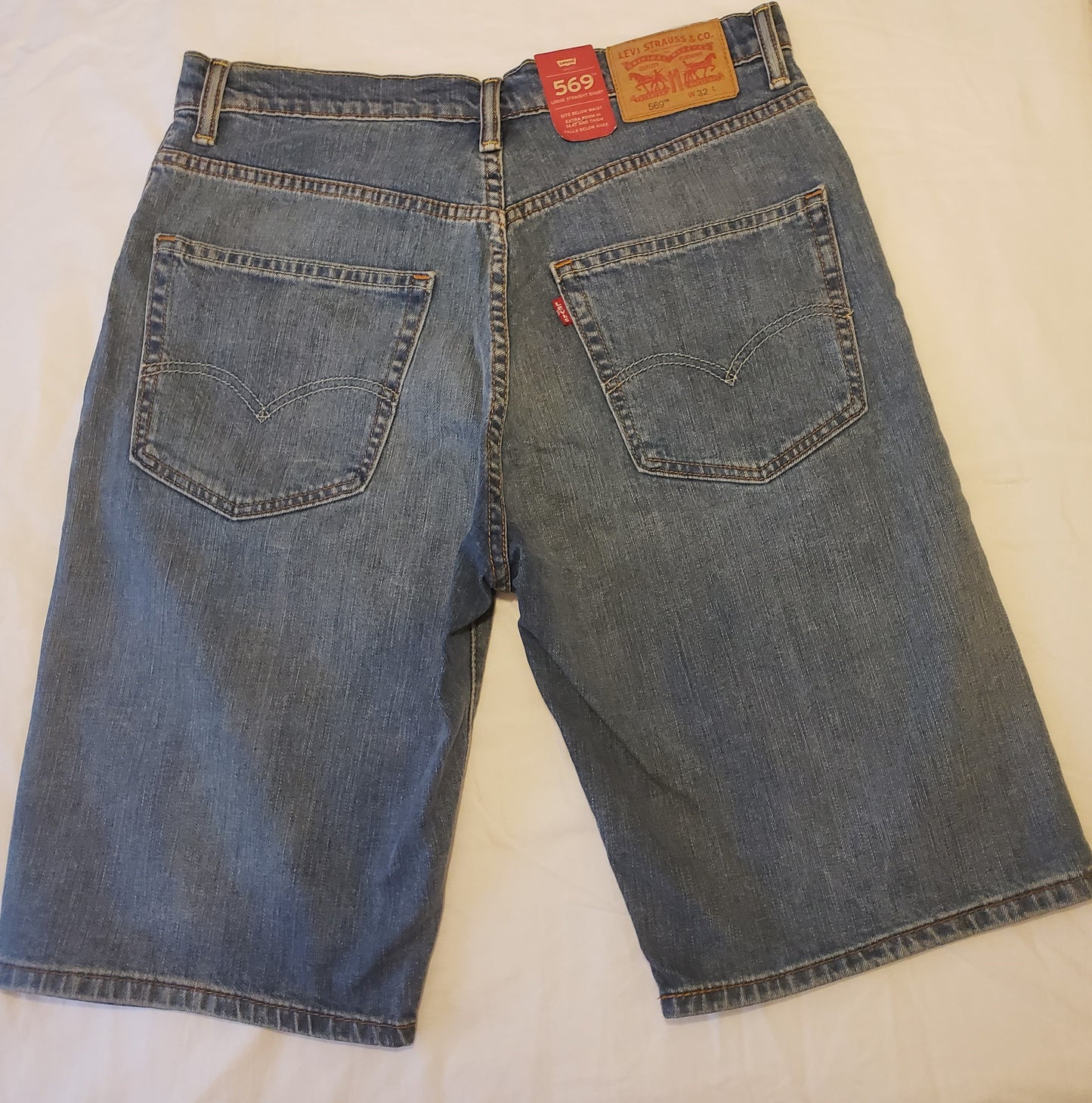 Men 569 Levi Jean Shorts