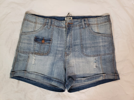 Zenobia Stretch Plus size Jean Shorts